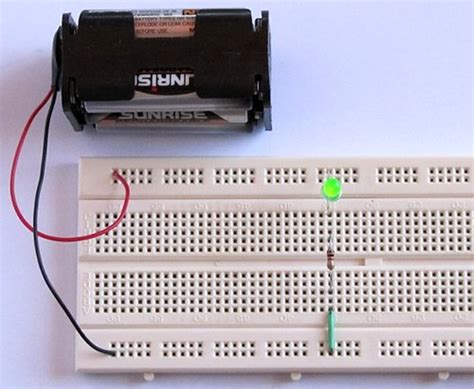 Easy Build a Circuit on Breadboard Use LED - Schematic Board