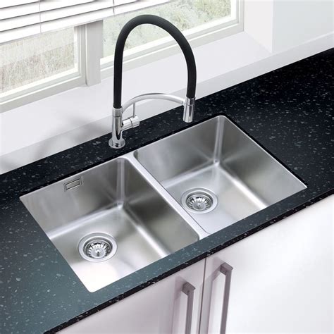 Single Silver Double Bowl Kitchen Sink, Size: 1.5x1.5 Feet, | ID ...