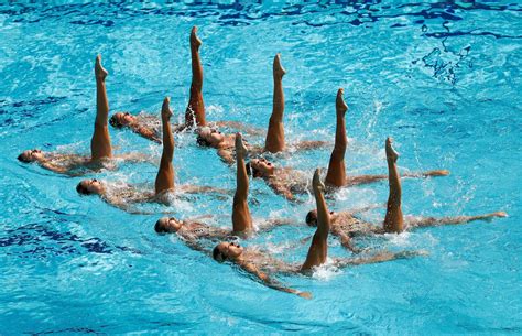 21 Stunning Photos From the Olympic Synchronized Swimming Finals ...