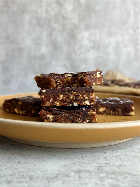 Dark Chocolate Date & Nut Bars - Something Nutritious