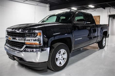 Chevy Silverado 1500 Double Cab 2019 Lifted