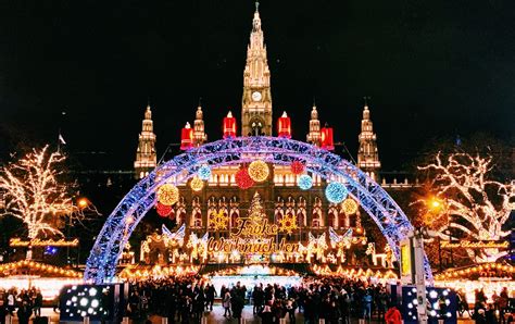 You Could Get Paid To Explore Christmas Markets In Europe | Curly Tales