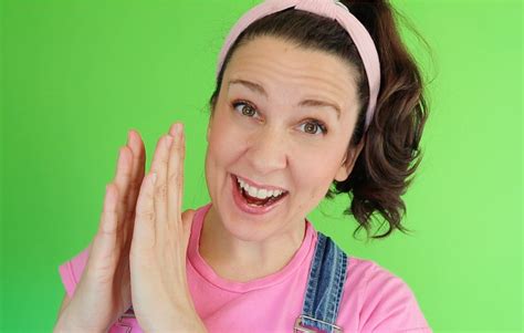 Ms. Rachel: The Wholesome Teacher Turned Youtube Sensation With A ...