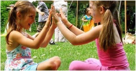 10 Classic Games For Kids You Can Play With Just Your Hands ...