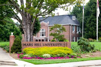 Mars Hill University Continues to Buck National Enrollment Trends