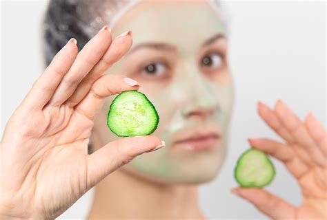 Cucumber Face Mask: Benefits & How to Make It at Home