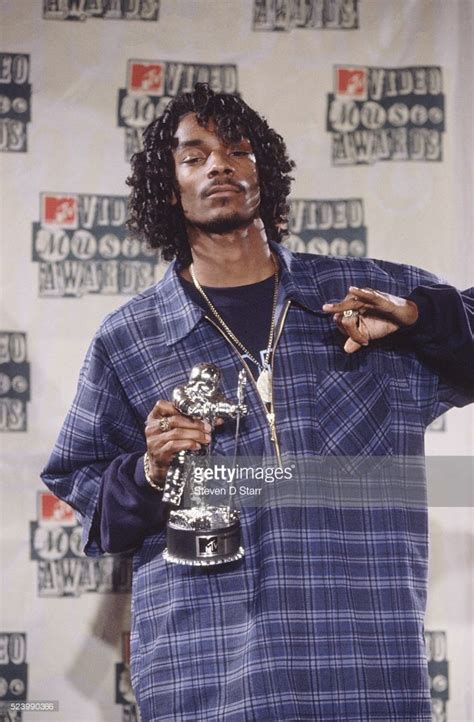 Rapper Snoop Doggy Dogg at the MTV Music Awards. | Snoop doggy dogg ...