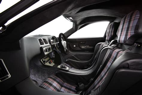 Clk Gtr Interior - Mike dunne