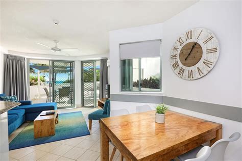 Mooloolaba Beachfront Apartments - Sunshine Coast - Malibu Resort