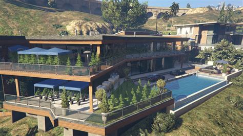 Franklin's Illegal Grow House - GTA5-Mods.com