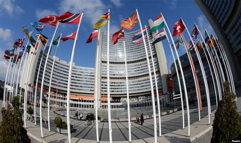 Vatican Raises Flag at UN for Pope's Visit