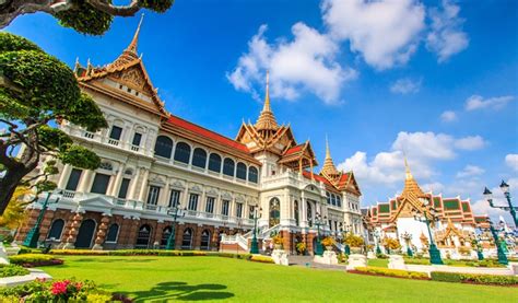 Bangkok Grand Palace Half Day Tour (Join-in/Private) - Trazy, Your ...