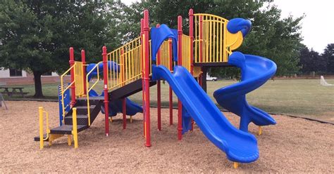 Cleona Elementary gets new playground equipment