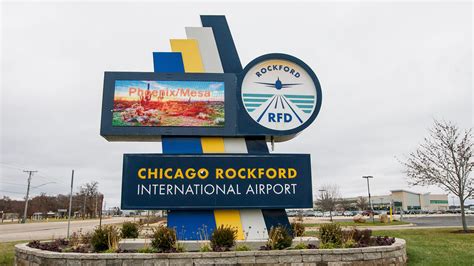 Rockford airport air travel up by more than 35 percent in 2022