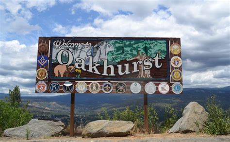 Oakhurst highway 41 southern entrance to Yosemite