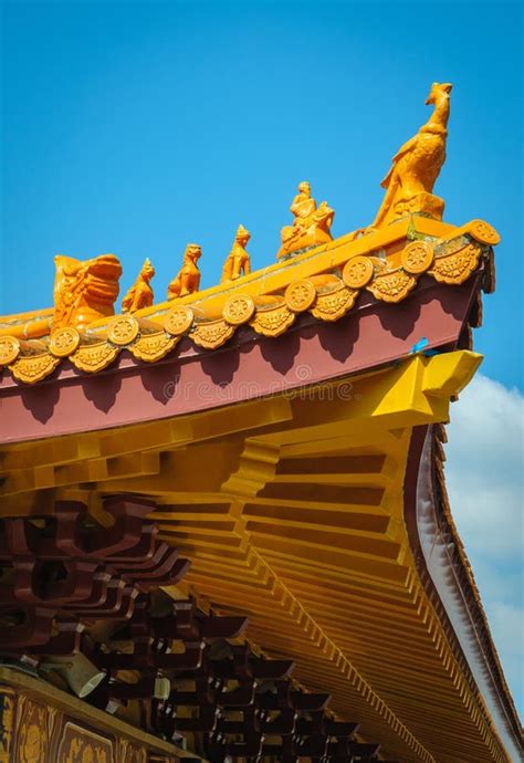 Hsi Lai Temple stock photo. Image of buddhist, chinese - 21739660