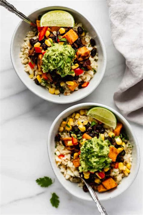 Cauliflower rice burrito bowls [vegan, gluten-free] - Choosing Chia