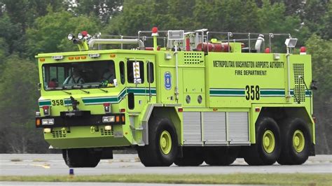 Dulles Airport Fire Truck Leesburg Airshow 2016 - YouTube