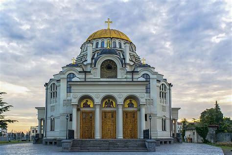 The Largest Orthodox Cathedrals In The World - WorldAtlas