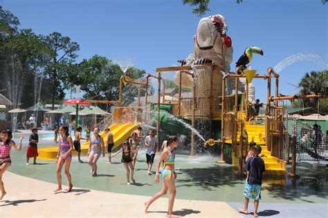 10 of the Best Water Parks in Louisiana - The Family Vacation Guide