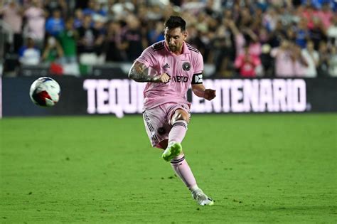 Watch: Lionel Messi beats Cruz Azul with free kick in his Inter Miami ...