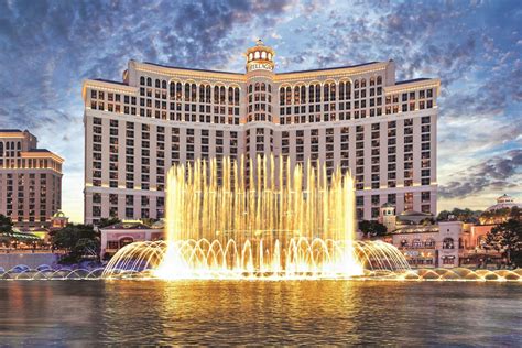 Legendary Las Vegas Strip Hotels That Put You in the Heart of the Action