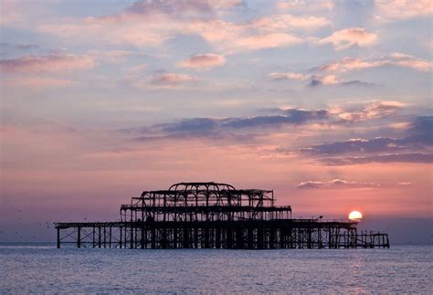 A very brief history of pier fires in England / Boing Boing