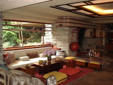 35 Fabulous Living Rooms - Decoholic | Fallingwater interior, House ...