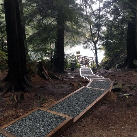 Top 40 Best Gravel Walkway Ideas - Hardscape Path Designs