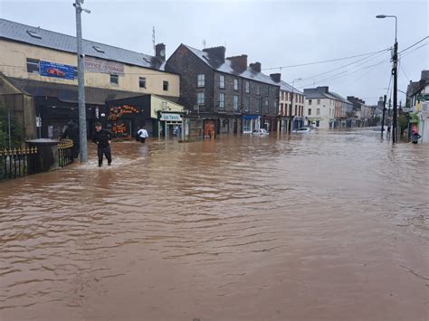 Locals ‘have been a great support’ to flood-hit businesses in Midleton ...