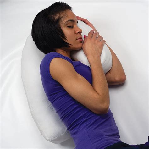 Best Pillow for Shoulder Pain - 9 pillows reviews - 3 winners