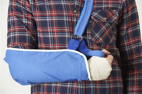 Types of Physical Therapy for a Broken Arm | Healthfully