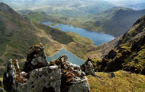 Snowdonia National Park Travel Costs & Prices - Hiking Mount Snowdon ...