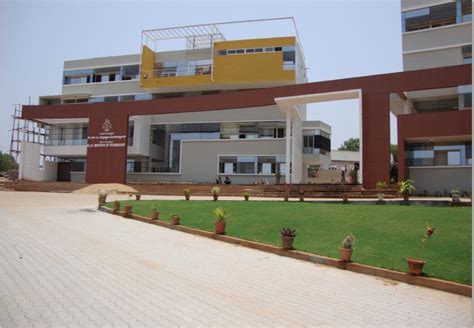 KLE Institute Of Technology Hubli, Hubli: Details and Reviews