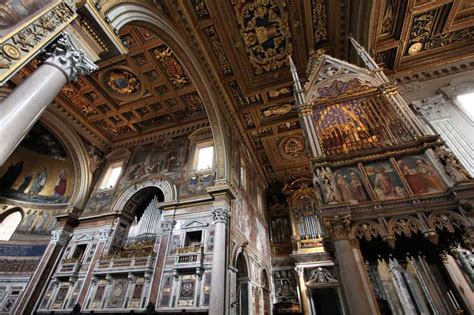 Roma: Entrada a la Archibasílica de San Juan de Letrán | GetYourGuide