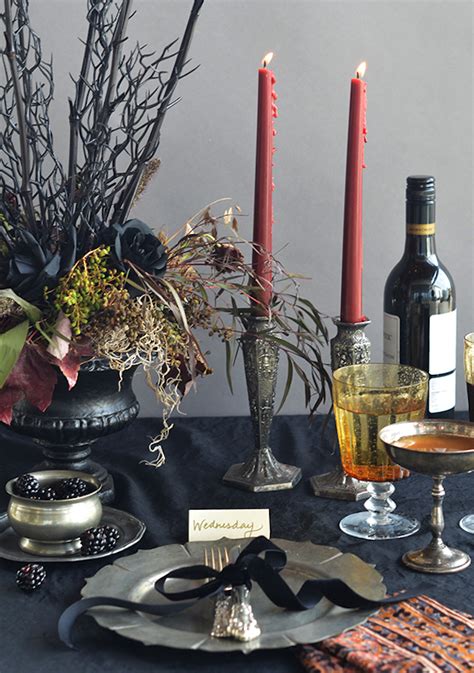 20 Halloween-Inspired Table Settings to Wow Your Dinner Party Guests