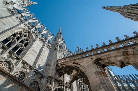 Premium Photo | Milan cathedral