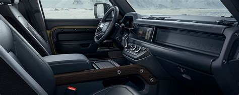 2020 Land Rover Defender Interior | Land Rover Paramus