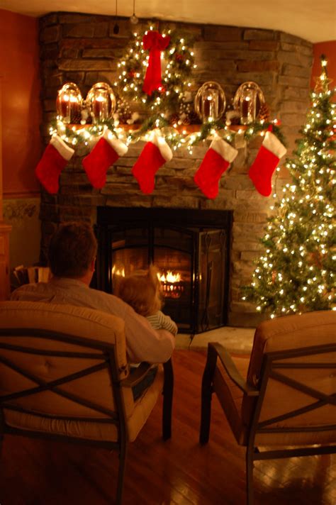 ~Stay Beautiful Within, Erica~: Our 2010 Christmas Fireplace Mantels ...