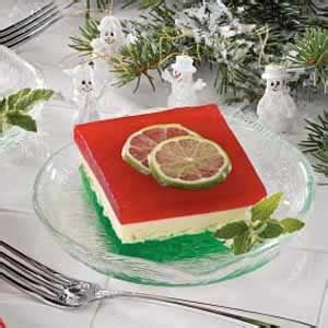 Christmas Ribbon Salad Recipe: How to Make It