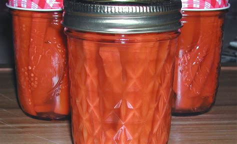 The Iowa Housewife: Pickled Carrots