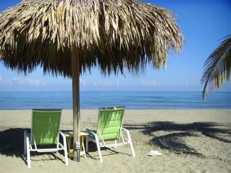 Honduras beaches for sale homes and lot sales: la ceiba real estate