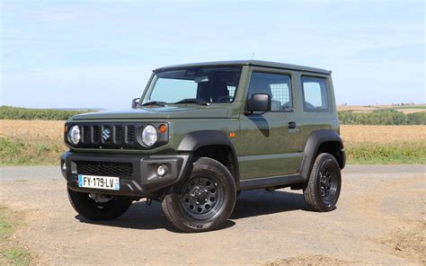 Suzuki Jimny 2022 : on a conduit l'héritier du Samurai! - Guide Auto