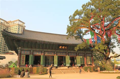 Jogyesa Temple in Seoul, Korea Editorial Stock Photo - Image of korea ...