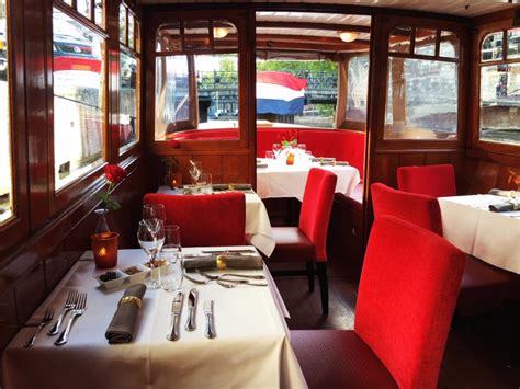 Amsterdam Jewel Cruises | Luxury Dinner Cruises in Amsterdam