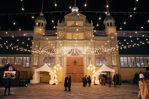 Ottawa's European-style Christmas Market Returns To Lansdowne For 2021