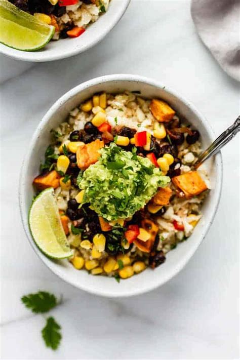 Cauliflower rice burrito bowls [vegan, gluten-free] - Choosing Chia