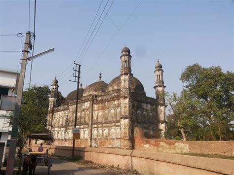 Motijheel Mosque (outside) - Picture of Motijheel Park, Murshidabad ...