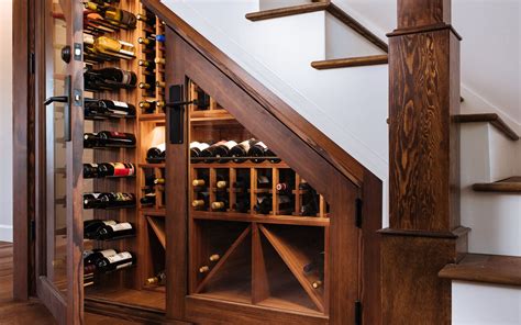 30+ Under Stairs Wine Room - DECOOMO