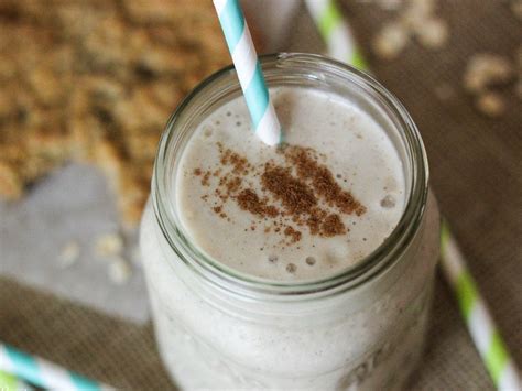 Oats Smoothie Recipe | Banana Oats Smoothie | HungryForever